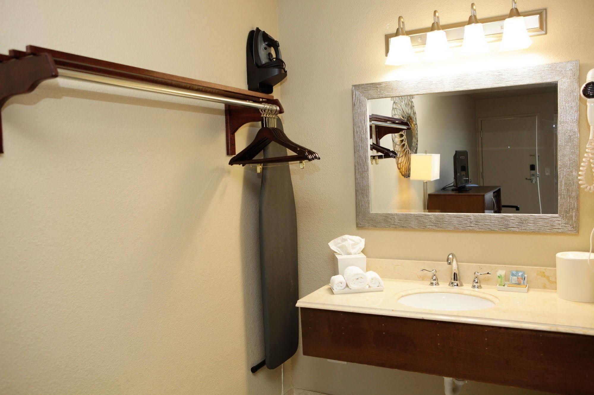 צ'ארלסטון Unique Suites Hotel מראה חיצוני תמונה